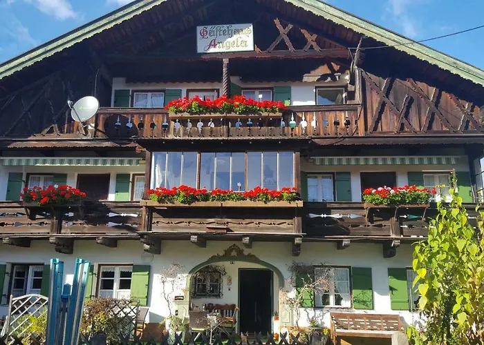 Gaestehaus Angela Гостьовий будинок Гарміш-Партенкірхен